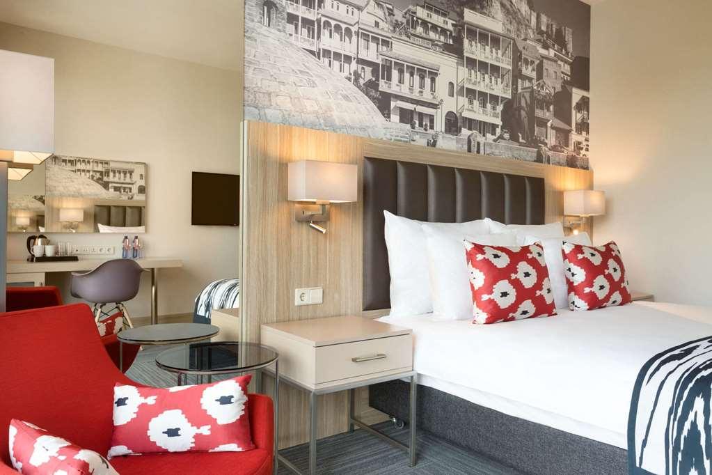 Ramada Encore ティビリシ 部屋 写真