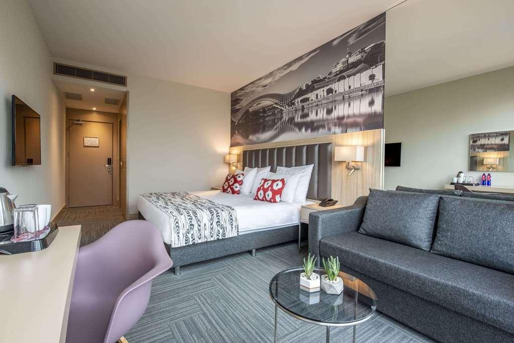 Ramada Encore ティビリシ 部屋 写真